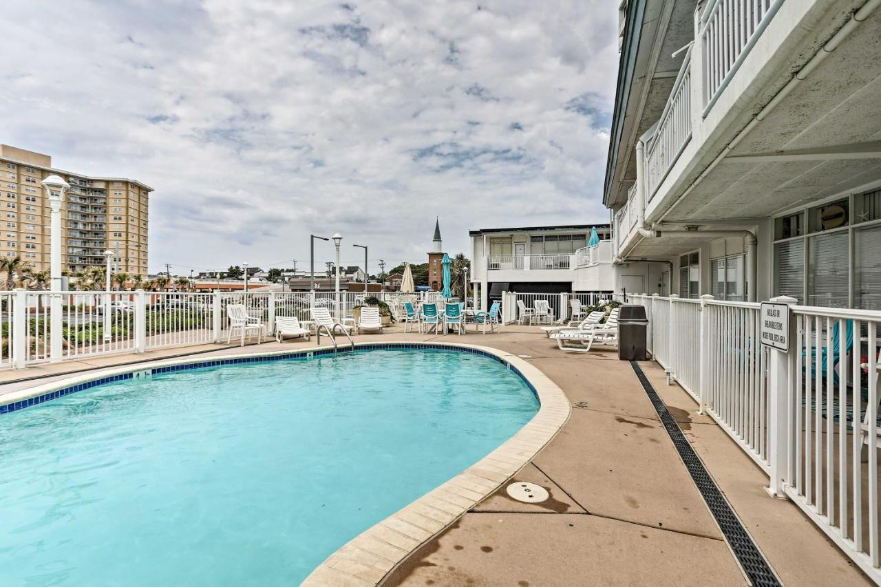 Virginia Beach Studio With Balcony And Pool View! Apartment Luaran gambar